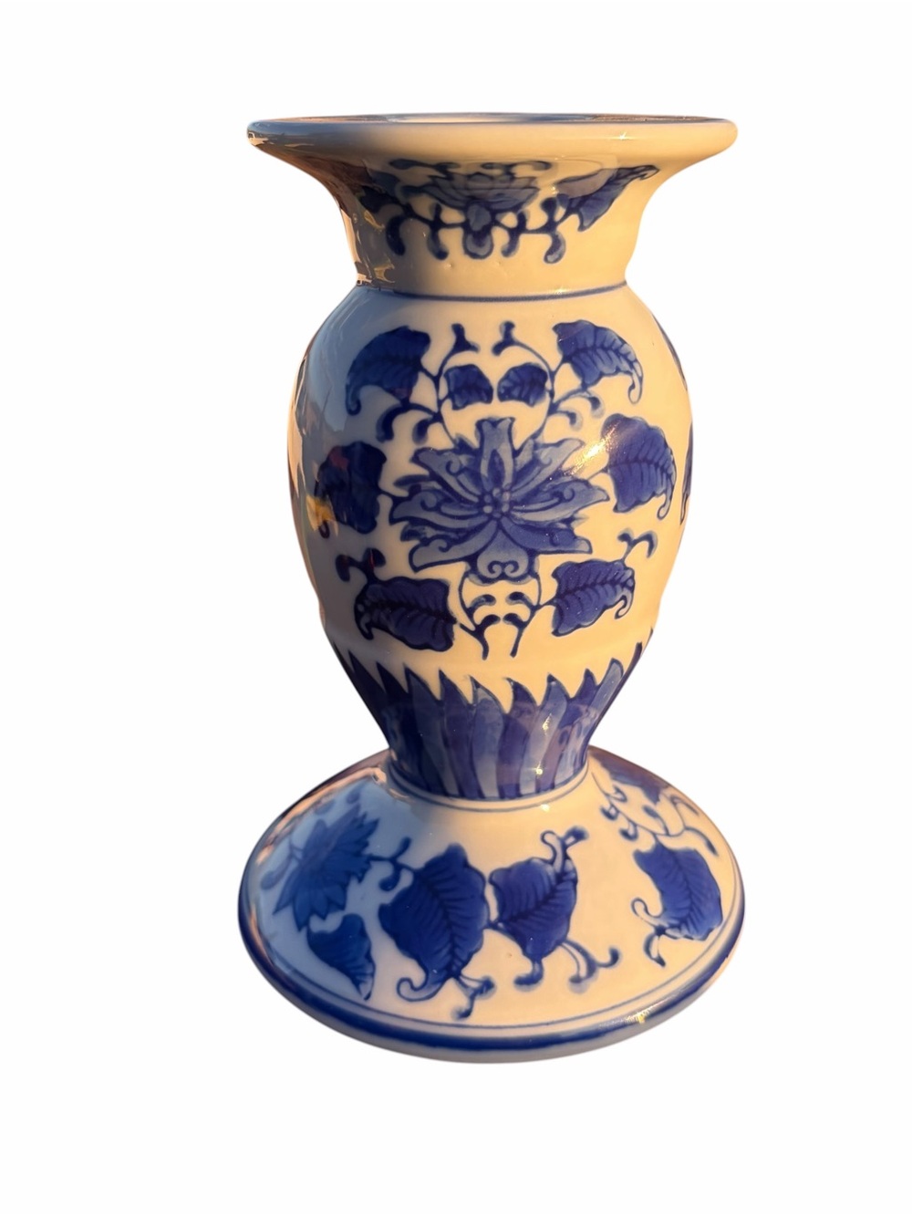 VINTAGE BLUE AND WHITE PORCELAIN PILLAR CANDLE HOLDER | CHINOISERIE FLORAL DESIG - Picture 5 of 9